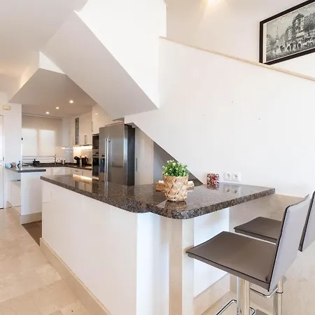 Best Duplex In Selwo - Seaviews *